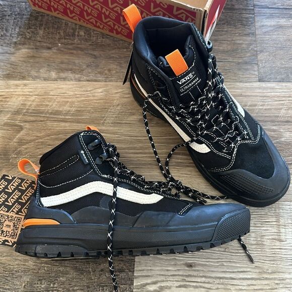 Vans Other - NEW Vans Ultrarange Exo Hi MTE Boot Black Gore-Tex Shoes M 7.5 W 9
